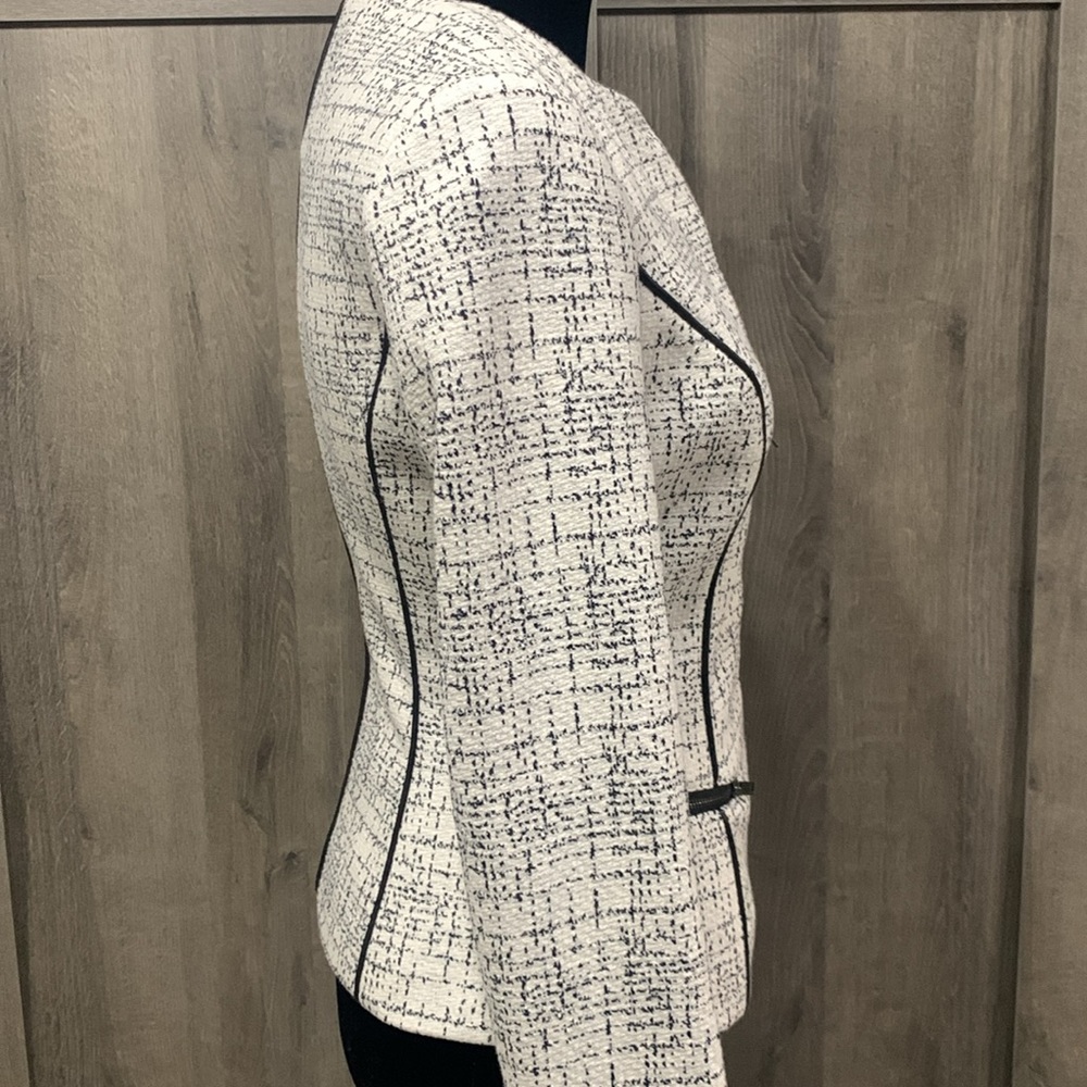 DKNY Donna Karen New York White With Black Stitching Blazer Jacket Women's XXS - Picture 7 of 14
